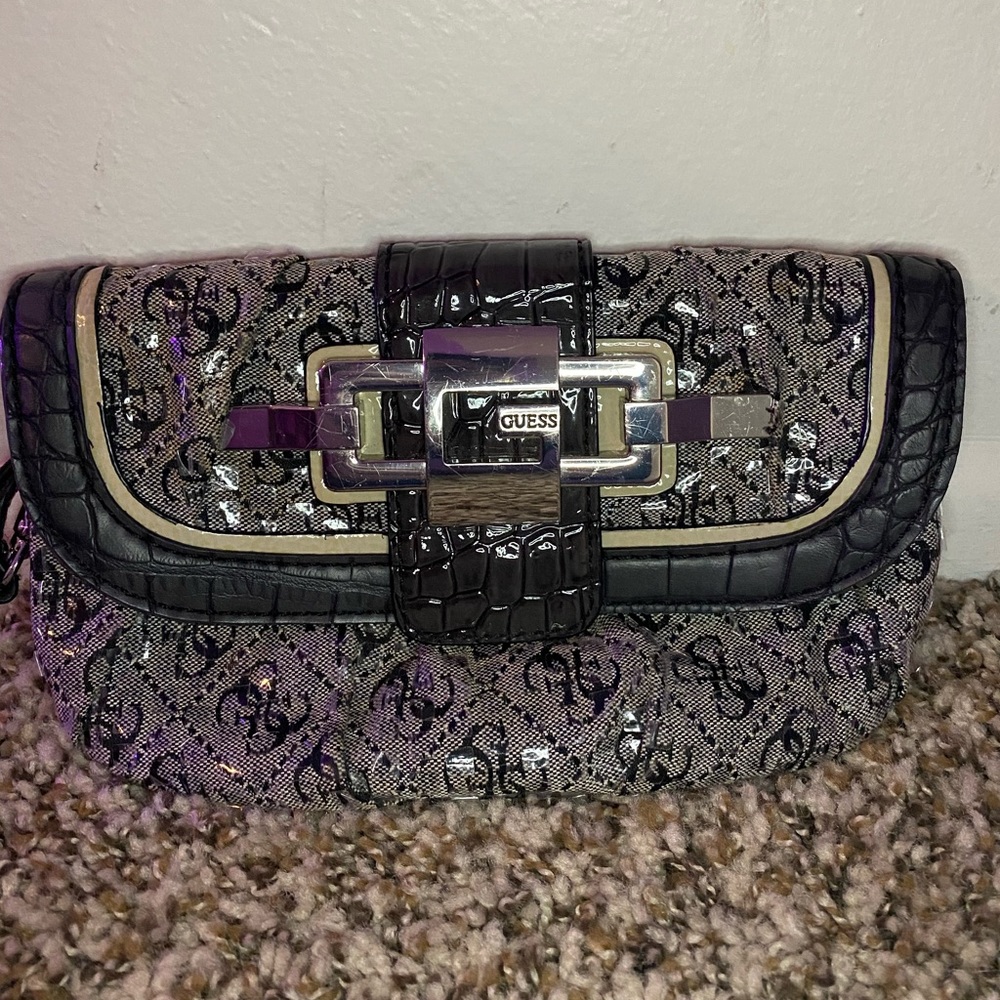 Guess wallet from Early 2000’s